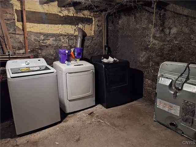 $69,000 | 183 West Ostrander Avenue, Syracuse, NY 13205