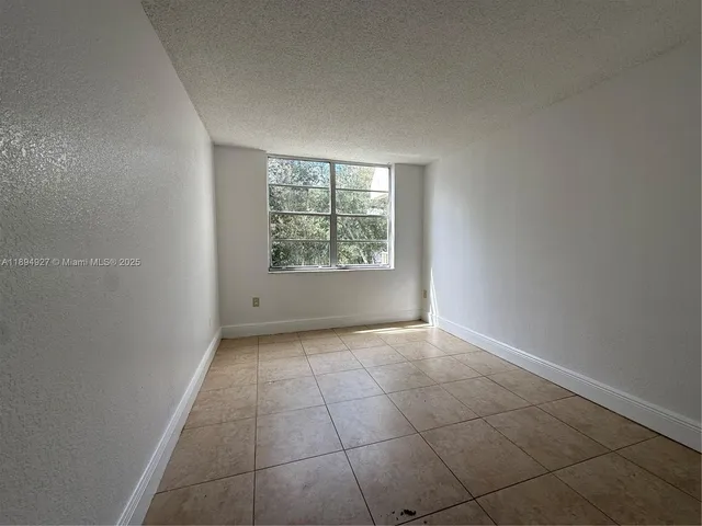 $299,000 | 13100 Southwest 92nd Avenue, Unit APH7, Miami, FL 33176