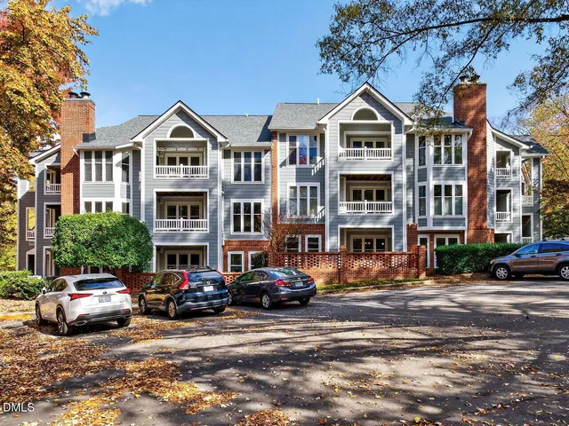 a car parked in front of a building