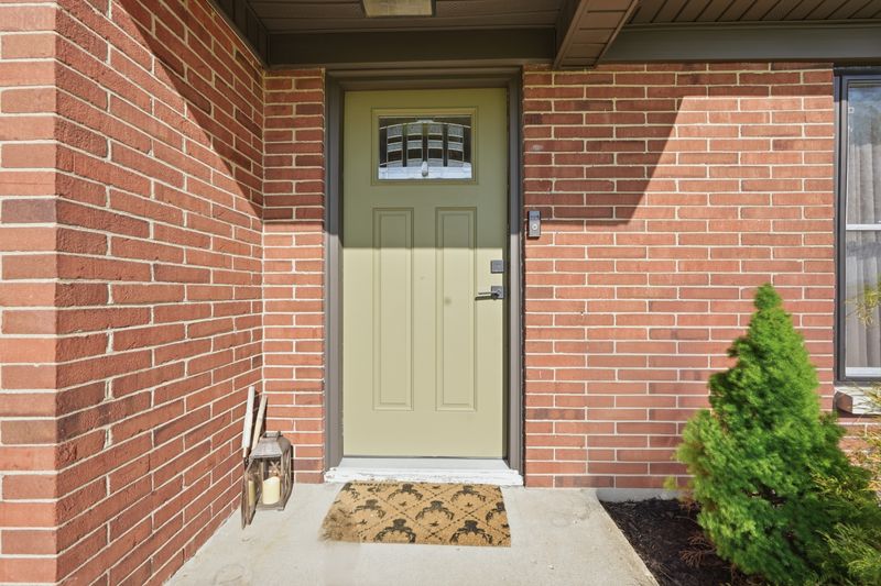 5406 Springfield Jamestown Road Springfield, OH 45502 - Photo 4 of 33