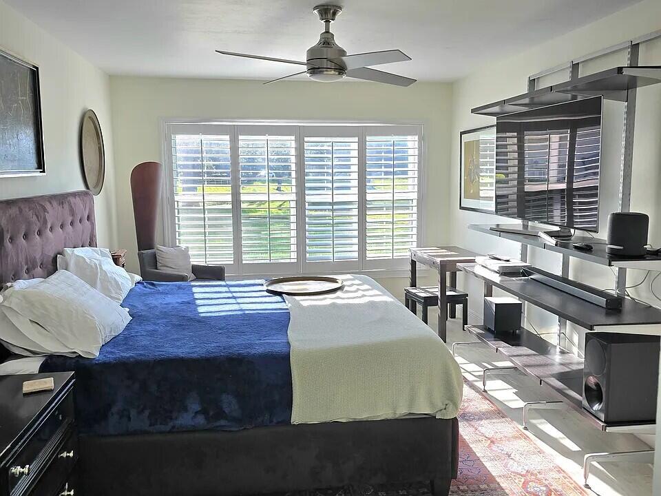 1705 Mariners Cove, Unit B Fort Pierce, FL 34950 - Photo 8 of 17 Primary bedroom-1705MC-2