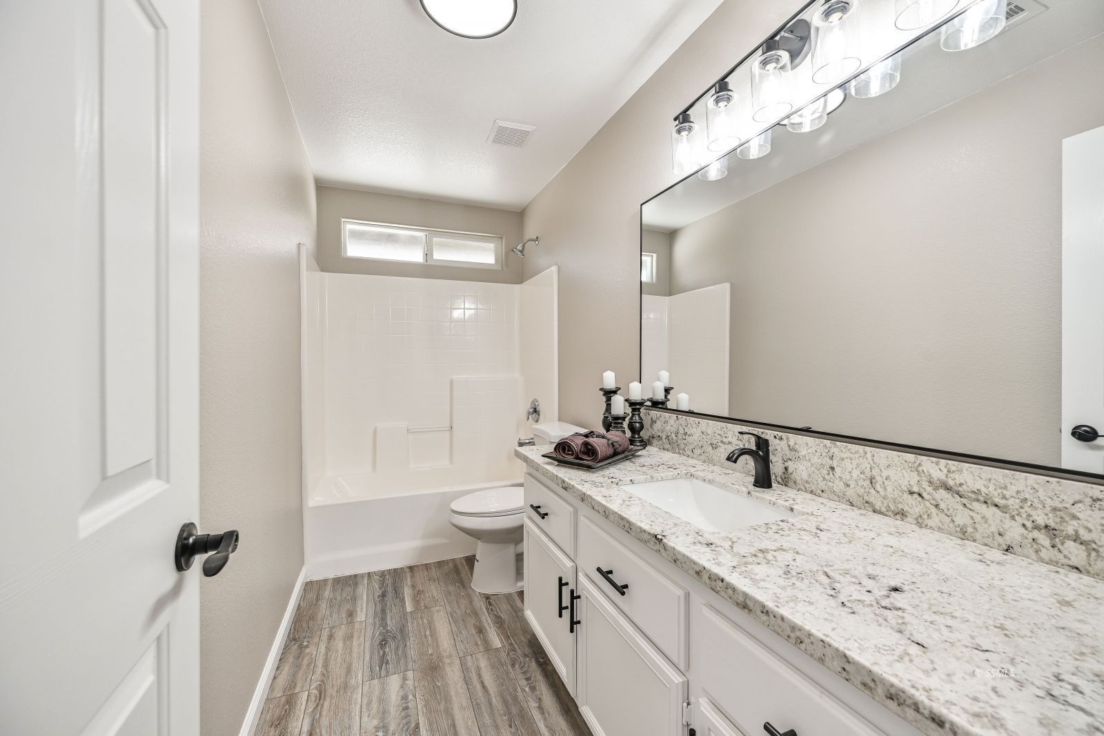 1201 Rebecca Avenue Ridgecrest, CA 93555 - Photo 23 of 30 Gallery Image 23