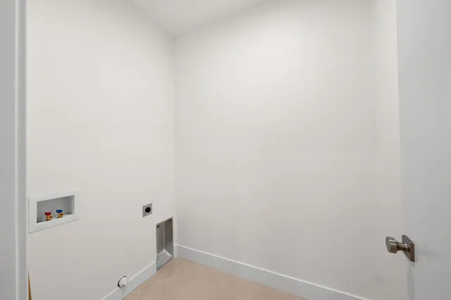 $629,999 | 3343 Western Avenue, Sacramento, CA 95838