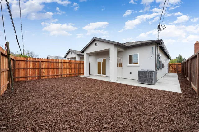 $629,999 | 3343 Western Avenue, Sacramento, CA 95838