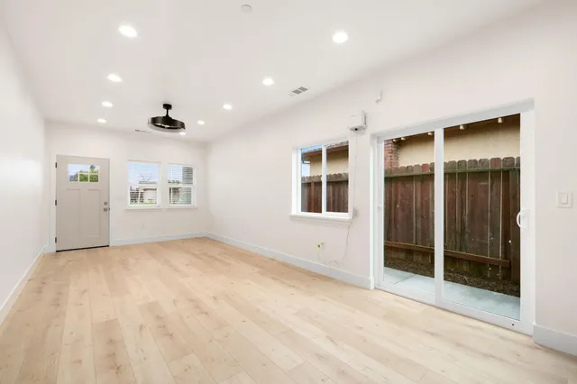 $629,999 | 3343 Western Avenue, Sacramento, CA 95838