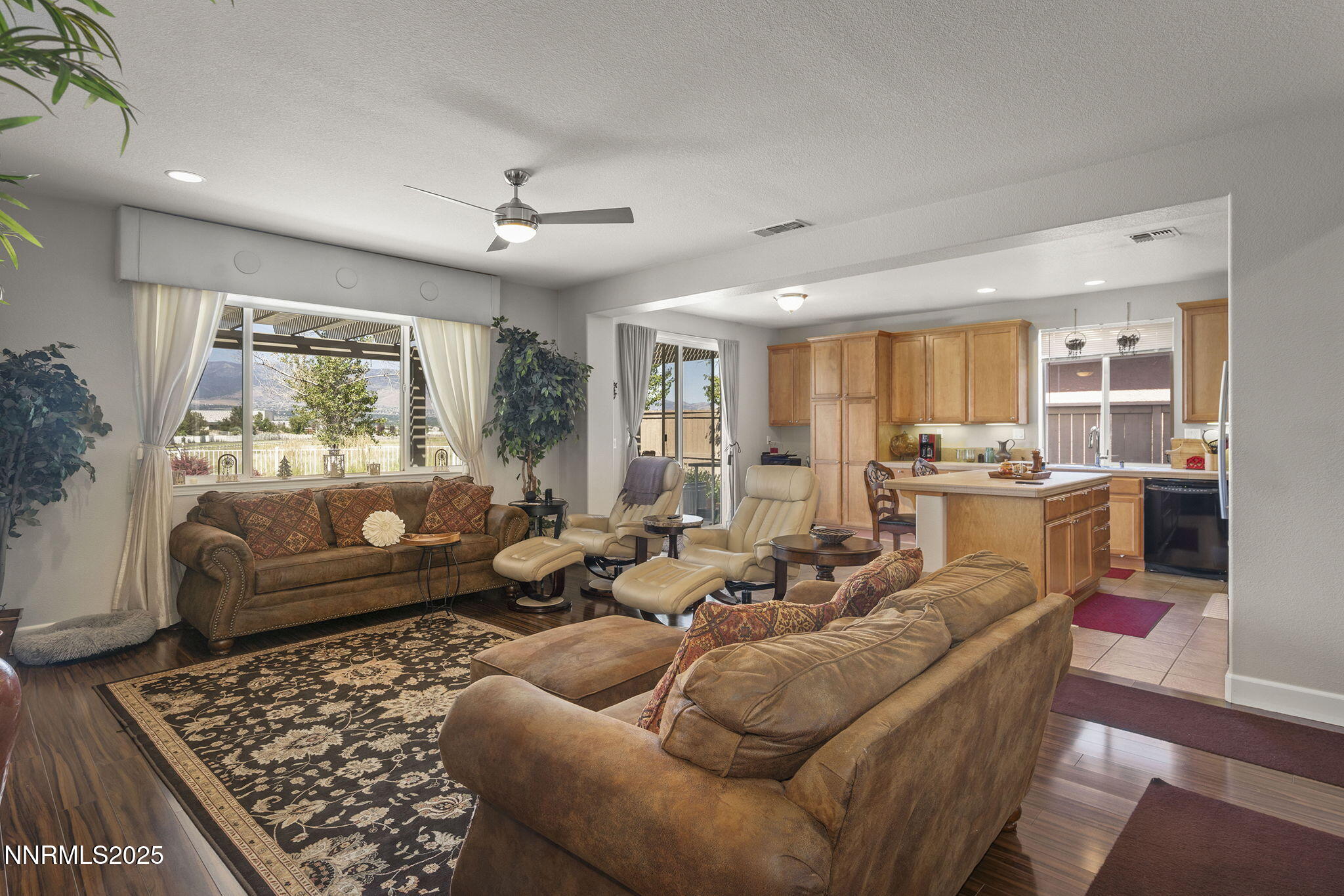 2520 Country Falls Lane Reno, NV 89521 - Photo 7 of 25 11-web-or-mls-_DSC0029