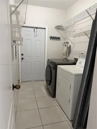 $3,250 | 7567 North Augusta Drive, Unit FRONT, Hialeah, FL 33015