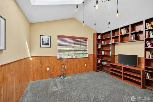 $1,199,999 | 1100 Wilson Road Northwest, Olympia, WA 98502