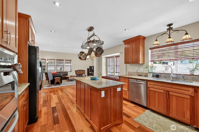 $1,199,999 | 1100 Wilson Road Northwest, Olympia, WA 98502