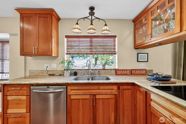 $1,199,999 | 1100 Wilson Road Northwest, Olympia, WA 98502