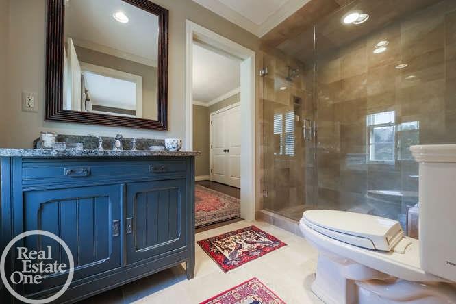 15 Provencal Road Grosse Pointe, MI 48236 - Photo 29 of 50 31333812-29.JPG