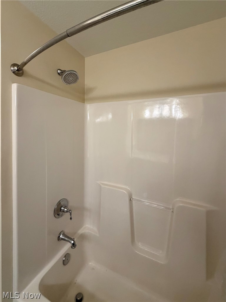1343 Courtland Road Weirton, WV 26062 - Photo 25 of 50 Full bathroom featuring shower / tub combination