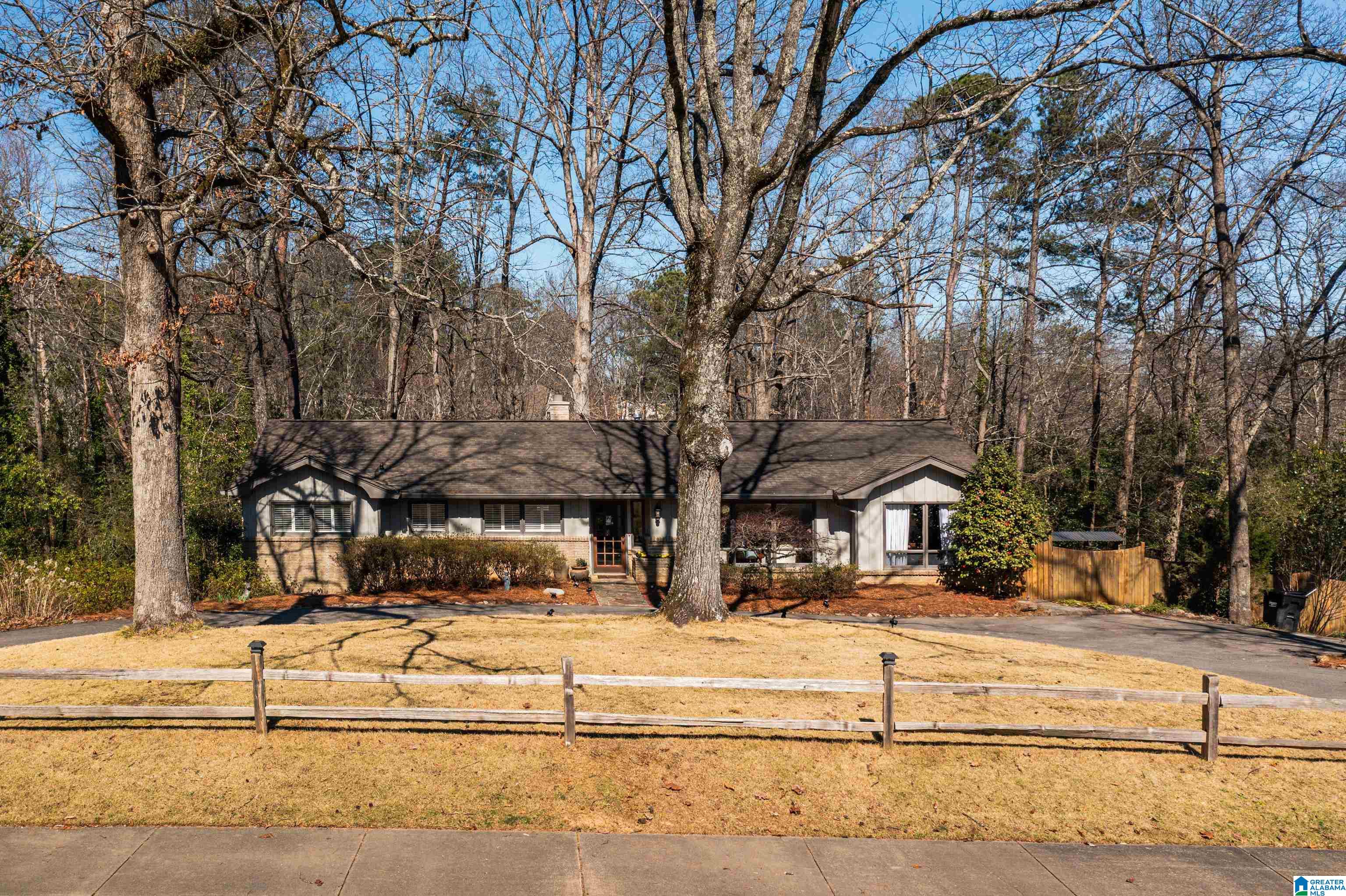 3337 South Brookwood Road Birmingham, AL 35223 - Photo 2 of 76
