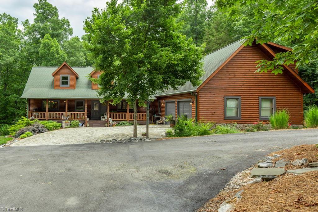 4257 Wallburg-High Point Road High Point, NC 27265 - Photo 3 of 49 Paved circle drive