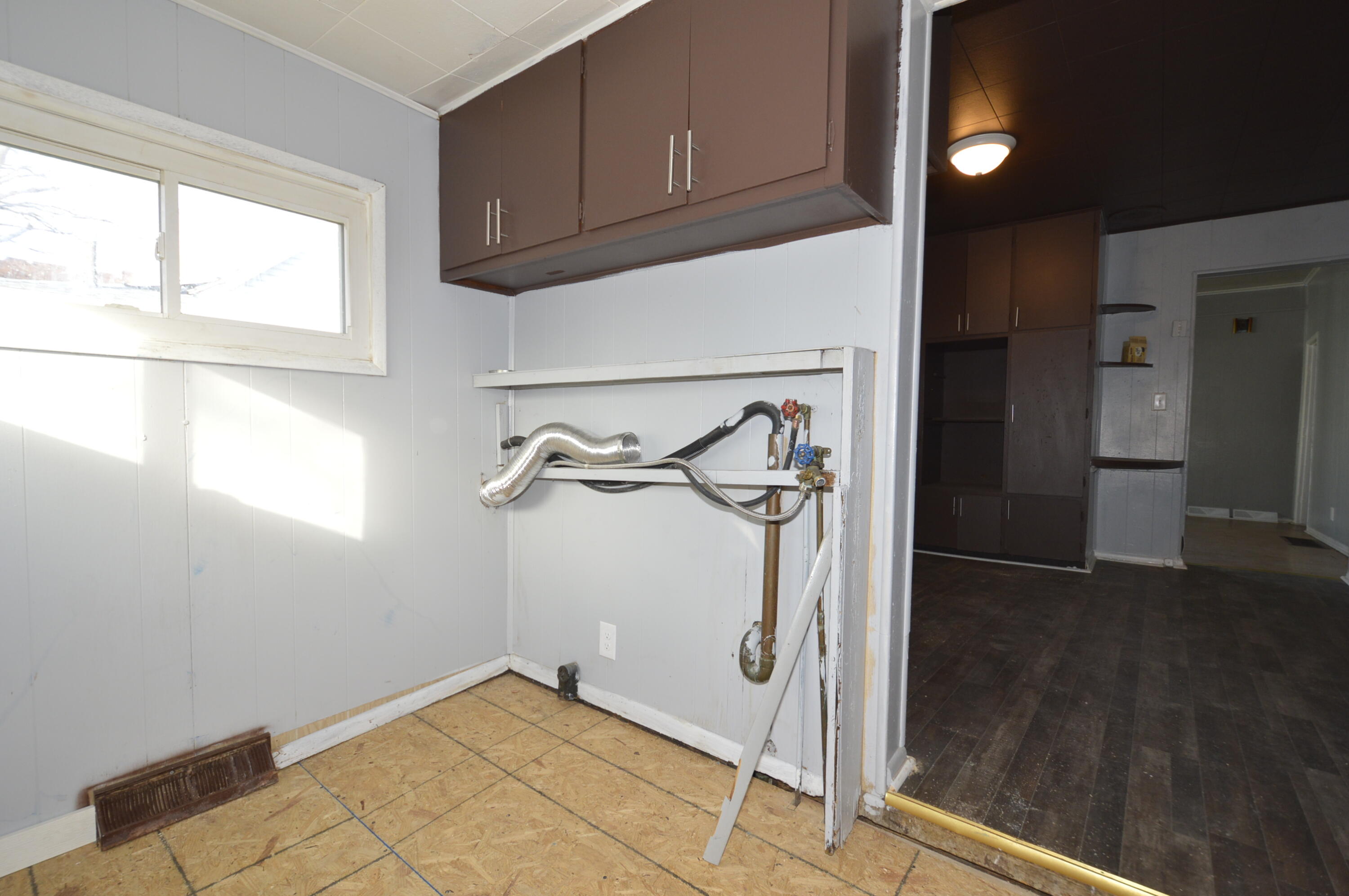 117 East Cecil Street Springfield, OH 45504 - Photo 10 of 27