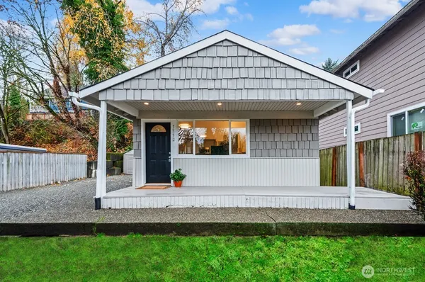 $548,000 | 7552 21st Avenue Southwest, Seattle, WA 98106