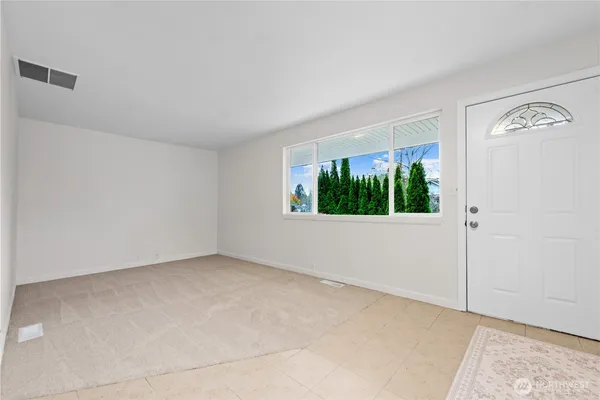 $548,000 | 7552 21st Avenue Southwest, Seattle, WA 98106