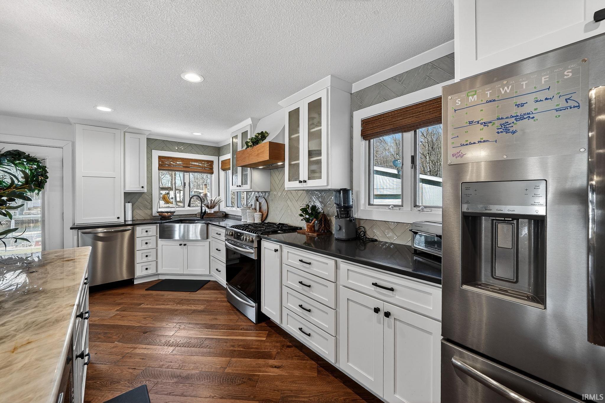 6611 North Kalorama Road Leesburg, IN 46538 - Photo 17 of 36