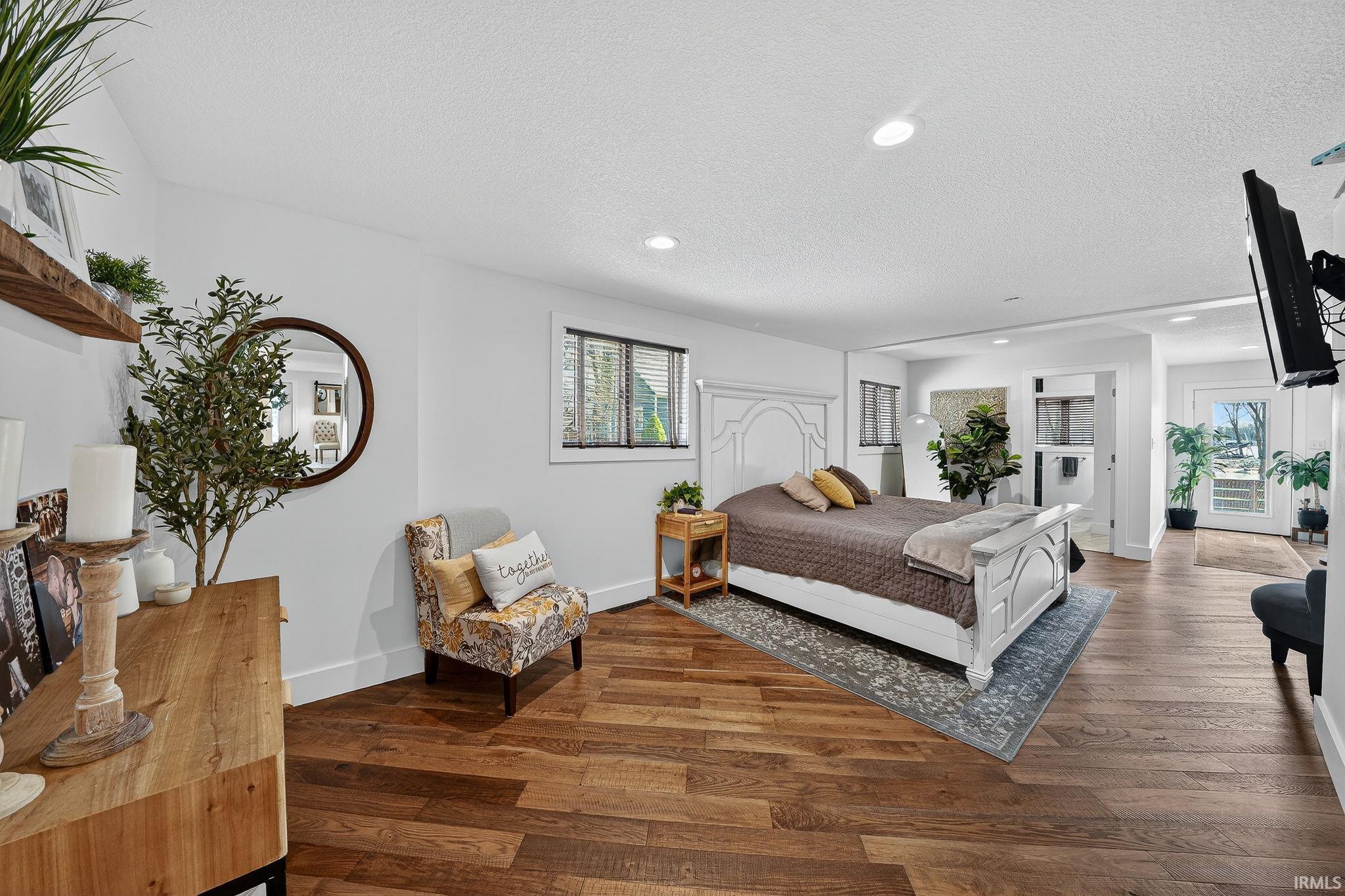 6611 North Kalorama Road Leesburg, IN 46538 - Photo 23 of 36