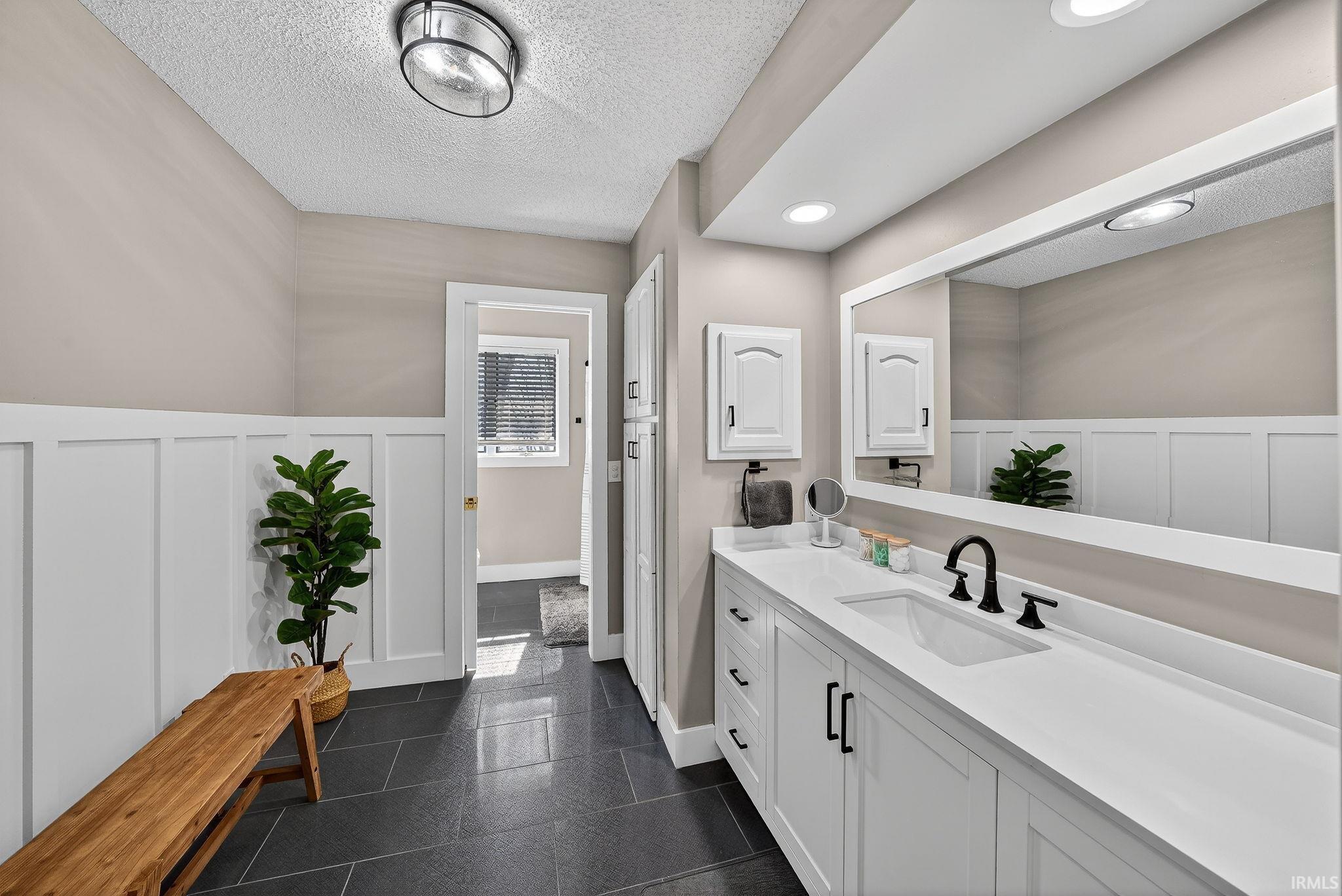 6611 North Kalorama Road Leesburg, IN 46538 - Photo 30 of 36