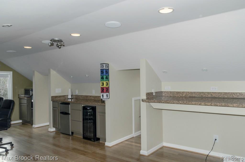 364 Baldwin Road Birmingham, MI 48009 - Photo 19 of 20 OFFICE