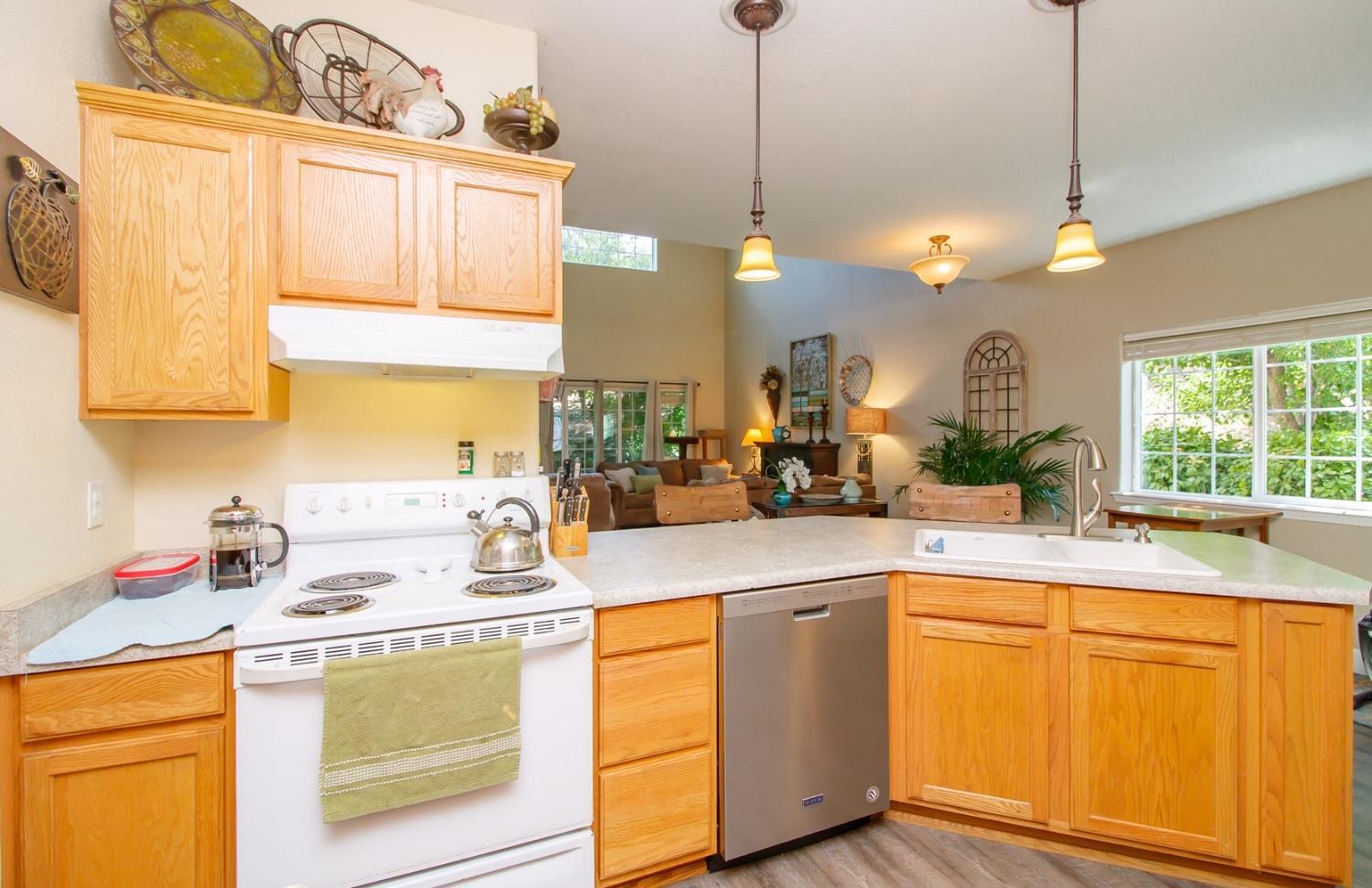 3855 Dover Ridge Drive, Unit 17 Medford, OR 97504 - Photo 6 of 29 Additional Photo