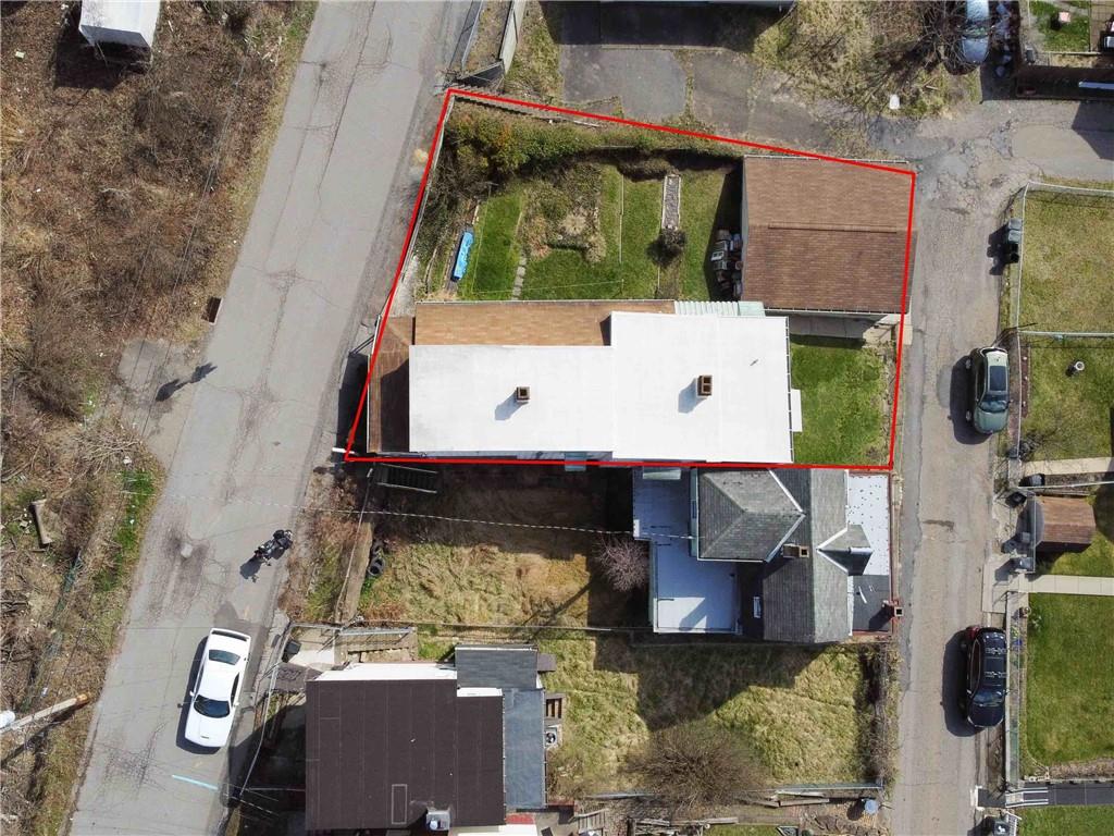 517 Ridge Avenue McKees Rocks, PA 15136 - Photo 10 of 38 an aerial view of residential houses with outdoor space