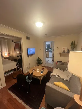 $2,400 | 57 Cedar Street, Unit 6, Cambridge, MA 02140
