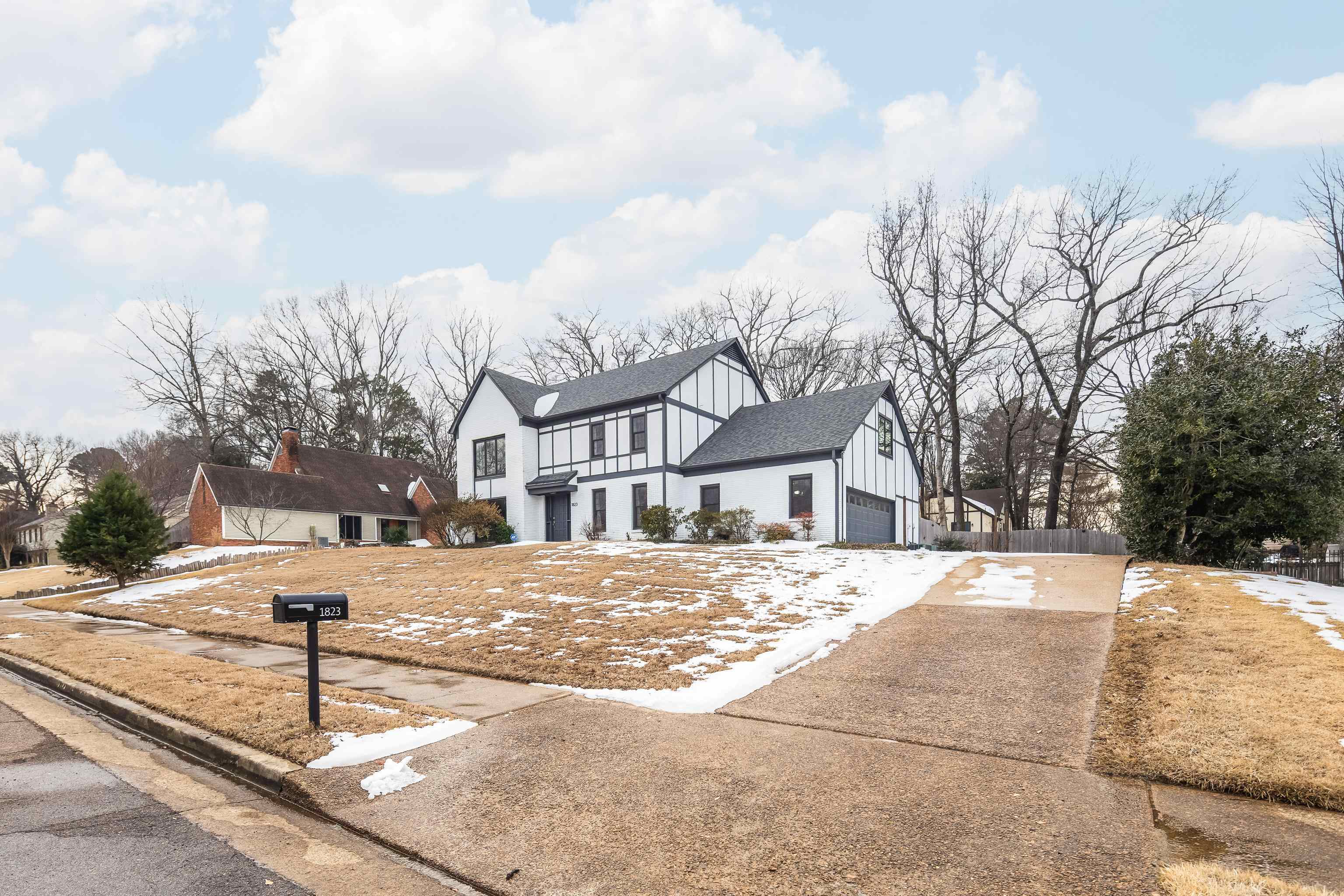 1823 New Riverdale Road Germantown, TN 38138 - Photo 3 of 40