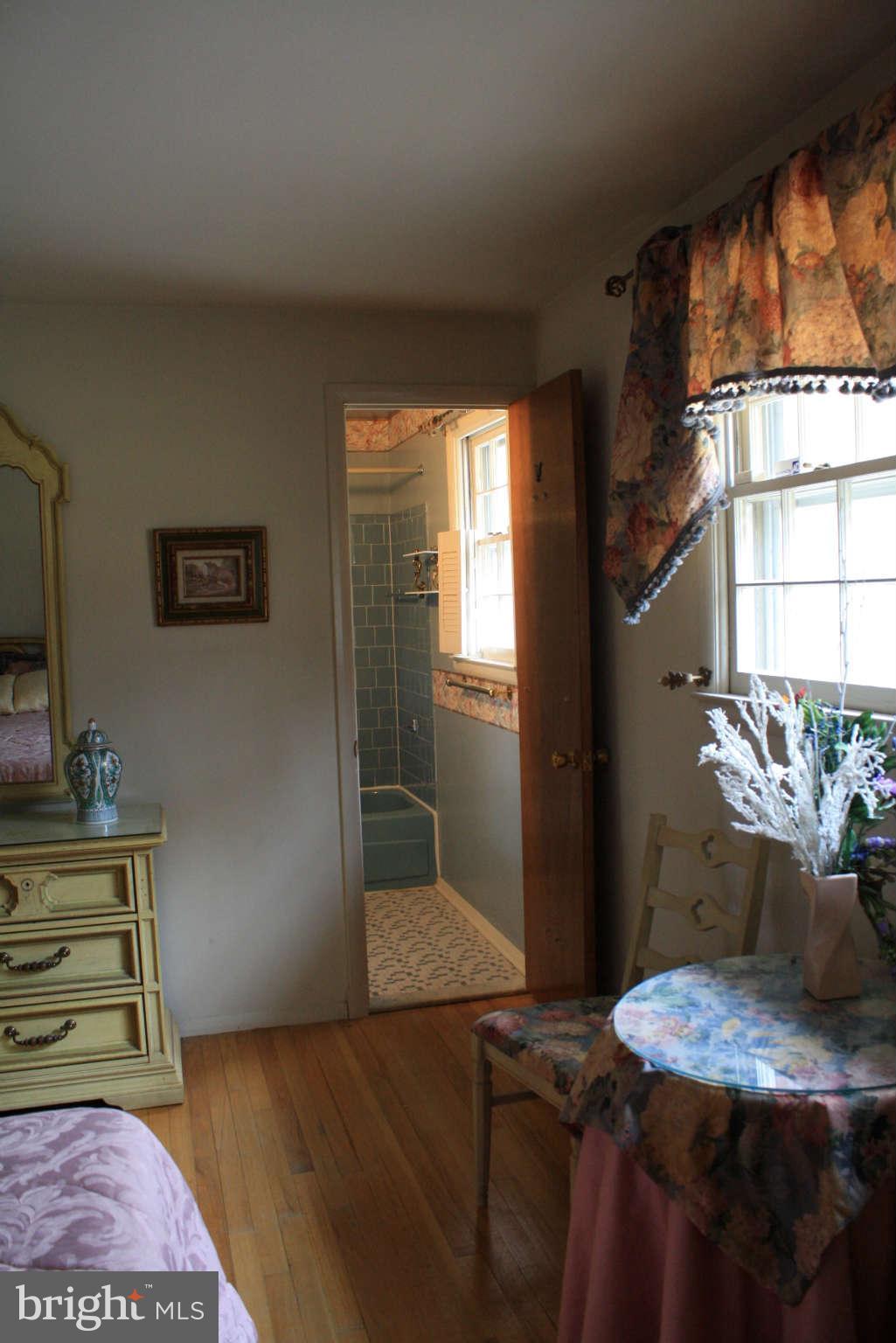 212 East Timonium Road Lutherville-Timonium, MD 21093 - Photo 11 of 30 Bath (Master)