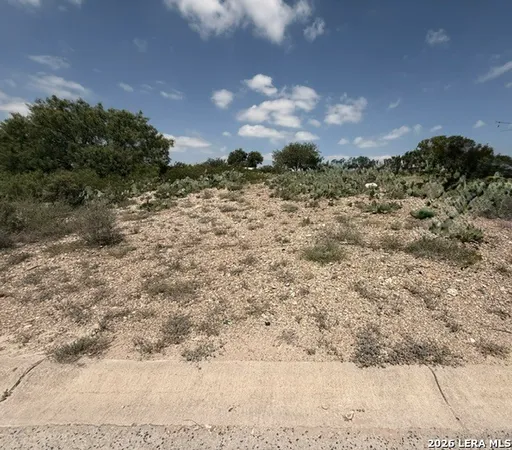 $30,000 | 138 North Elder Street, Del Rio, TX 78840