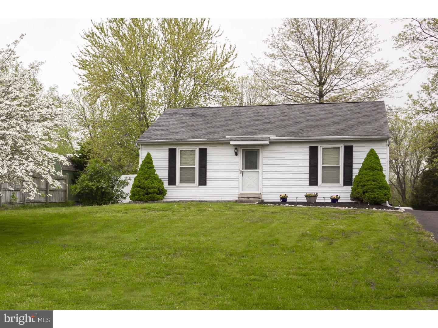 1171 Kepler Road Pottstown, PA 19464 - Photo 1 of 25 Gallery Image 1