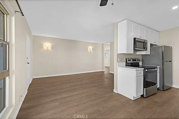 $2,995 | 1242 River Glen Row, Unit 40, Linda Vista, CA 92111