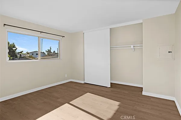 $2,995 | 1242 River Glen Row, Unit 40, Linda Vista, CA 92111