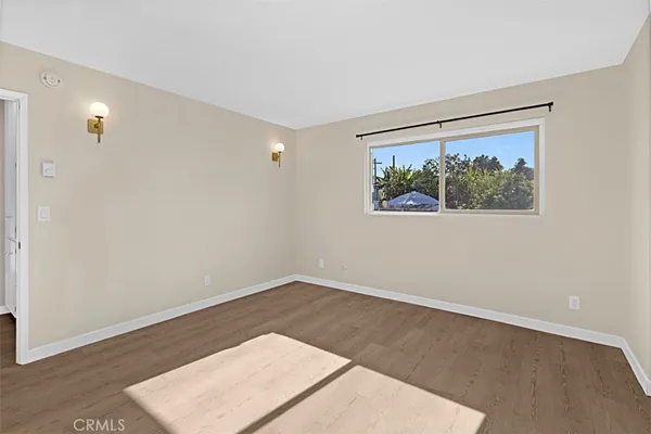 $2,995 | 1242 River Glen Row, Unit 40, Linda Vista, CA 92111