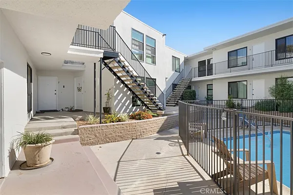 $2,995 | 1242 River Glen Row, Unit 40, Linda Vista, CA 92111