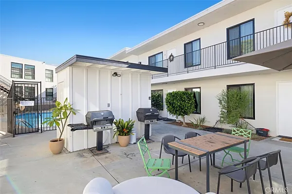 $2,995 | 1242 River Glen Row, Unit 40, Linda Vista, CA 92111