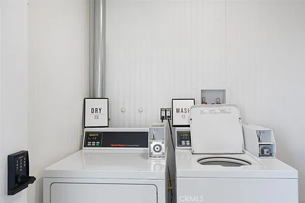 $2,995 | 1242 River Glen Row, Unit 40, Linda Vista, CA 92111