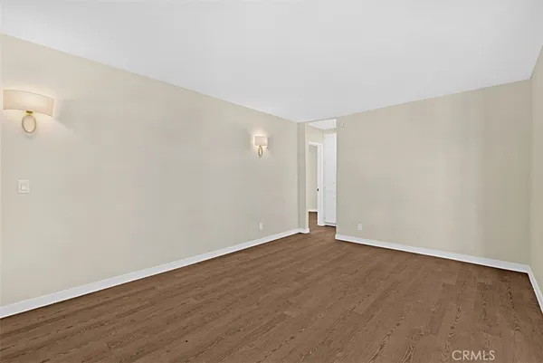 $2,995 | 1242 River Glen Row, Unit 40, Linda Vista, CA 92111