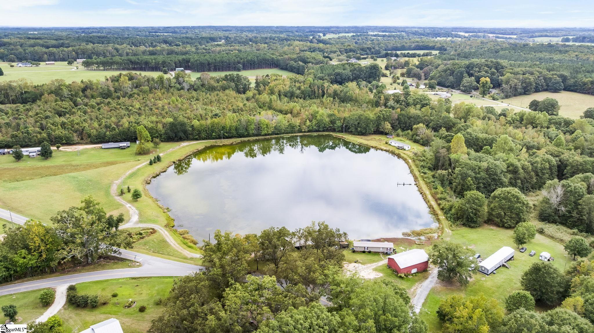807 Cheddar Road Belton, SC 29627 - Photo 1 of 36