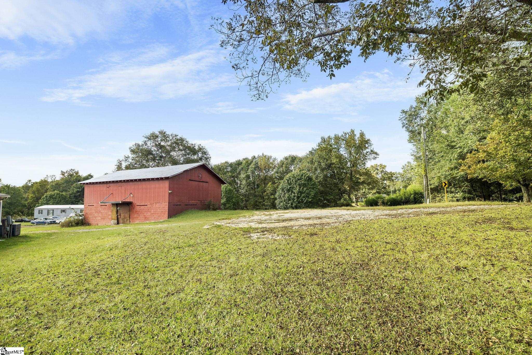 807 Cheddar Road Belton, SC 29627 - Photo 32 of 36