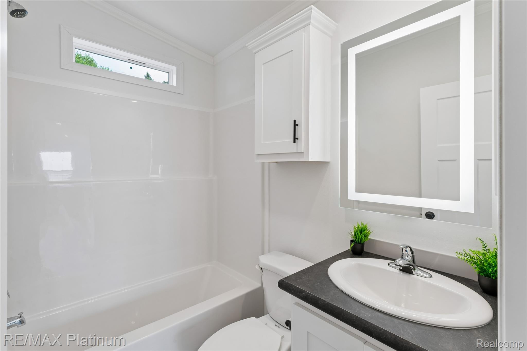 2 Serenity Shore Fenton, MI 48430 - Photo 8 of 22 PLR 2-8.jpg