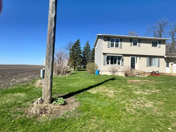 $150,000 | 135 South Stenstrum Avenue, Dunnell, MN 56127
