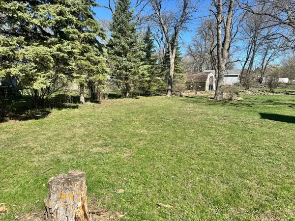 $150,000 | 135 South Stenstrum Avenue, Dunnell, MN 56127