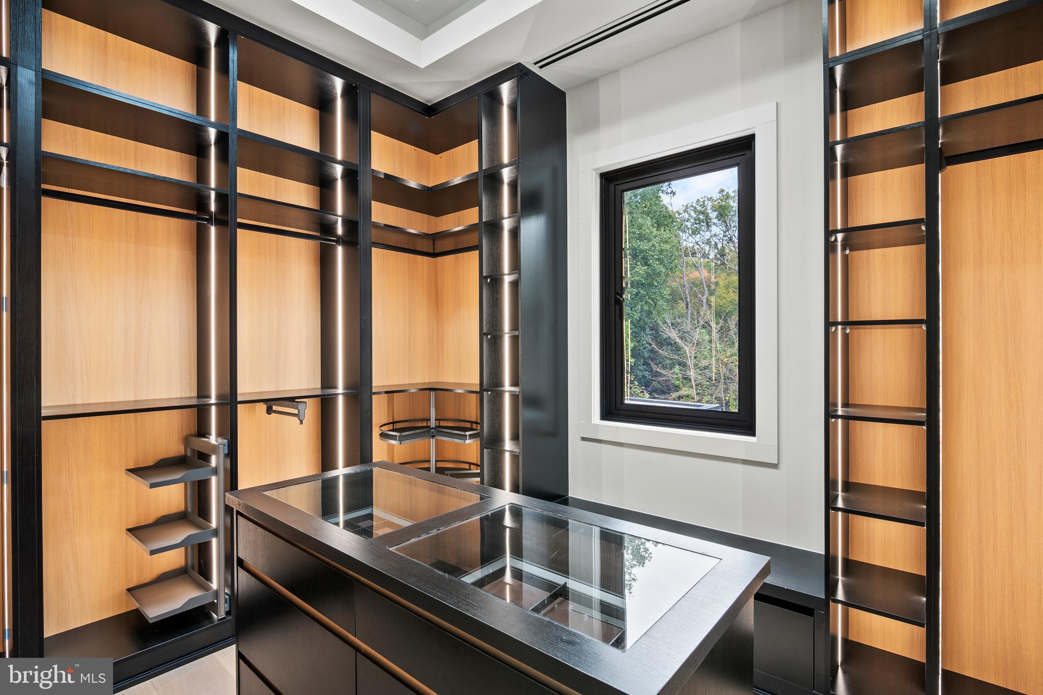 1205 Crest Lane McLean, VA 22101 - Photo 27 of 55