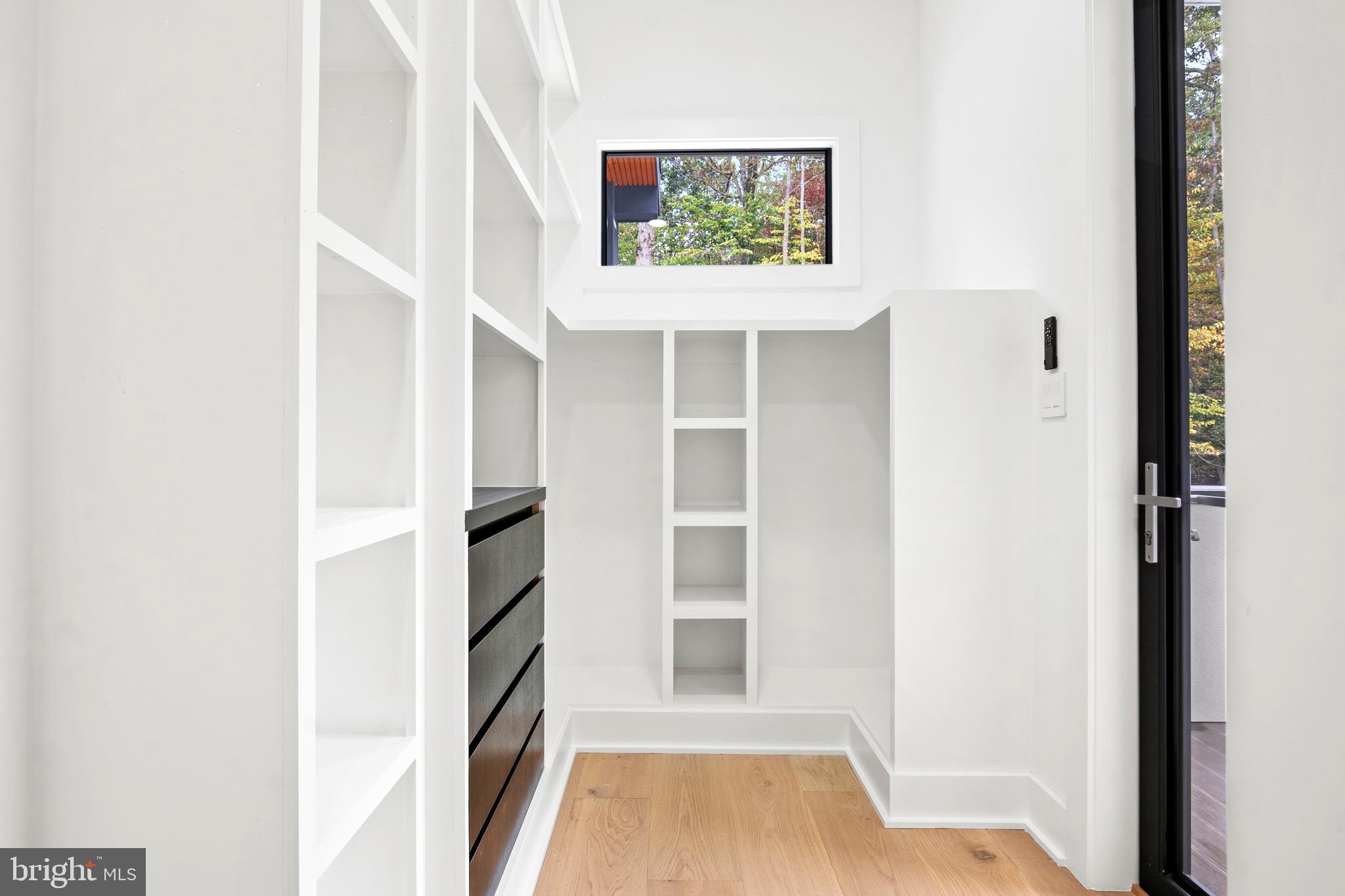 1205 Crest Lane McLean, VA 22101 - Photo 37 of 55