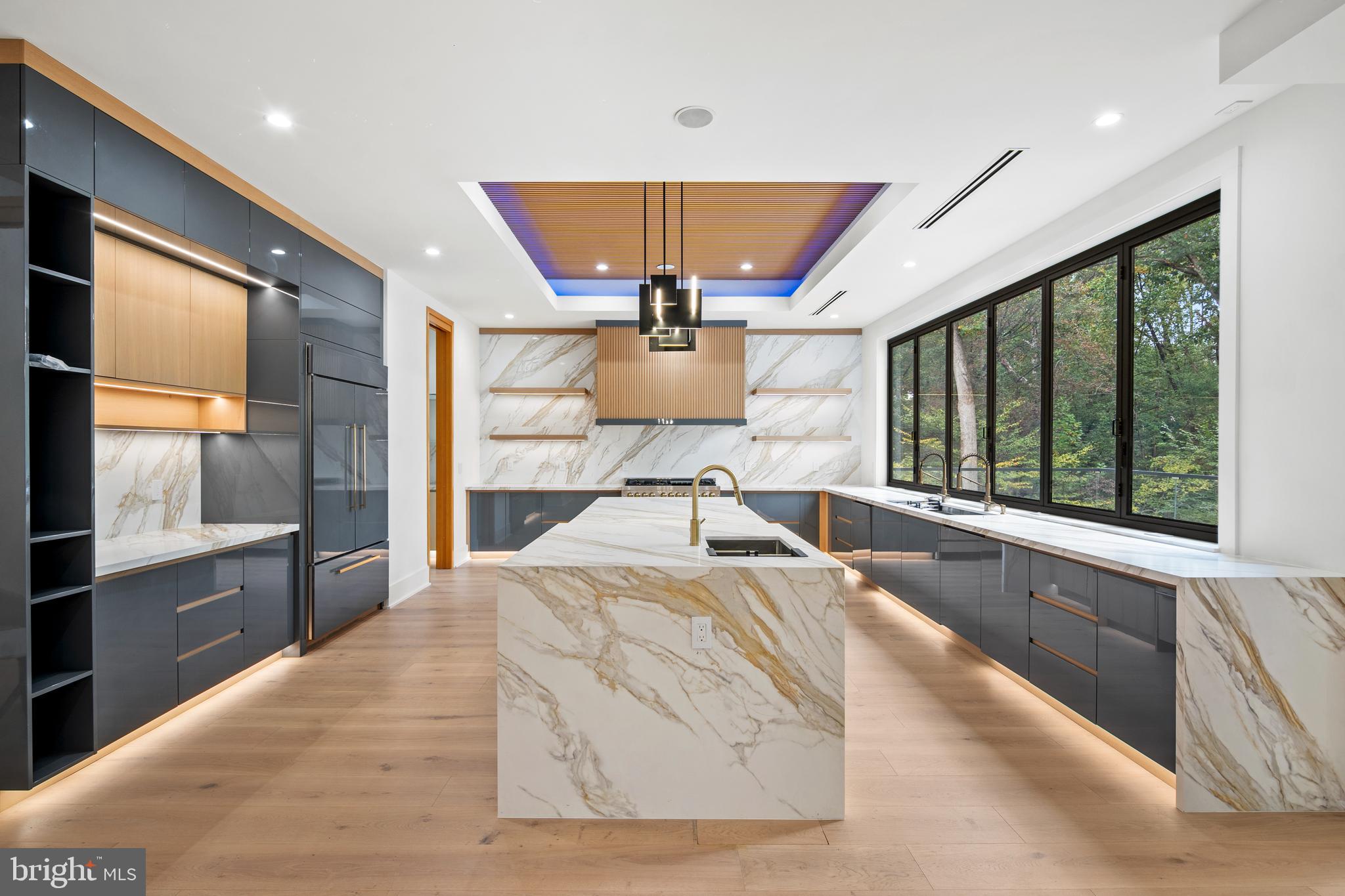 1205 Crest Lane McLean, VA 22101 - Photo 4 of 55