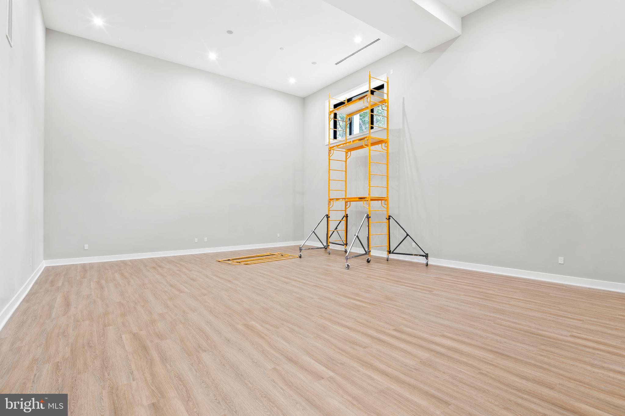 1205 Crest Lane McLean, VA 22101 - Photo 45 of 55