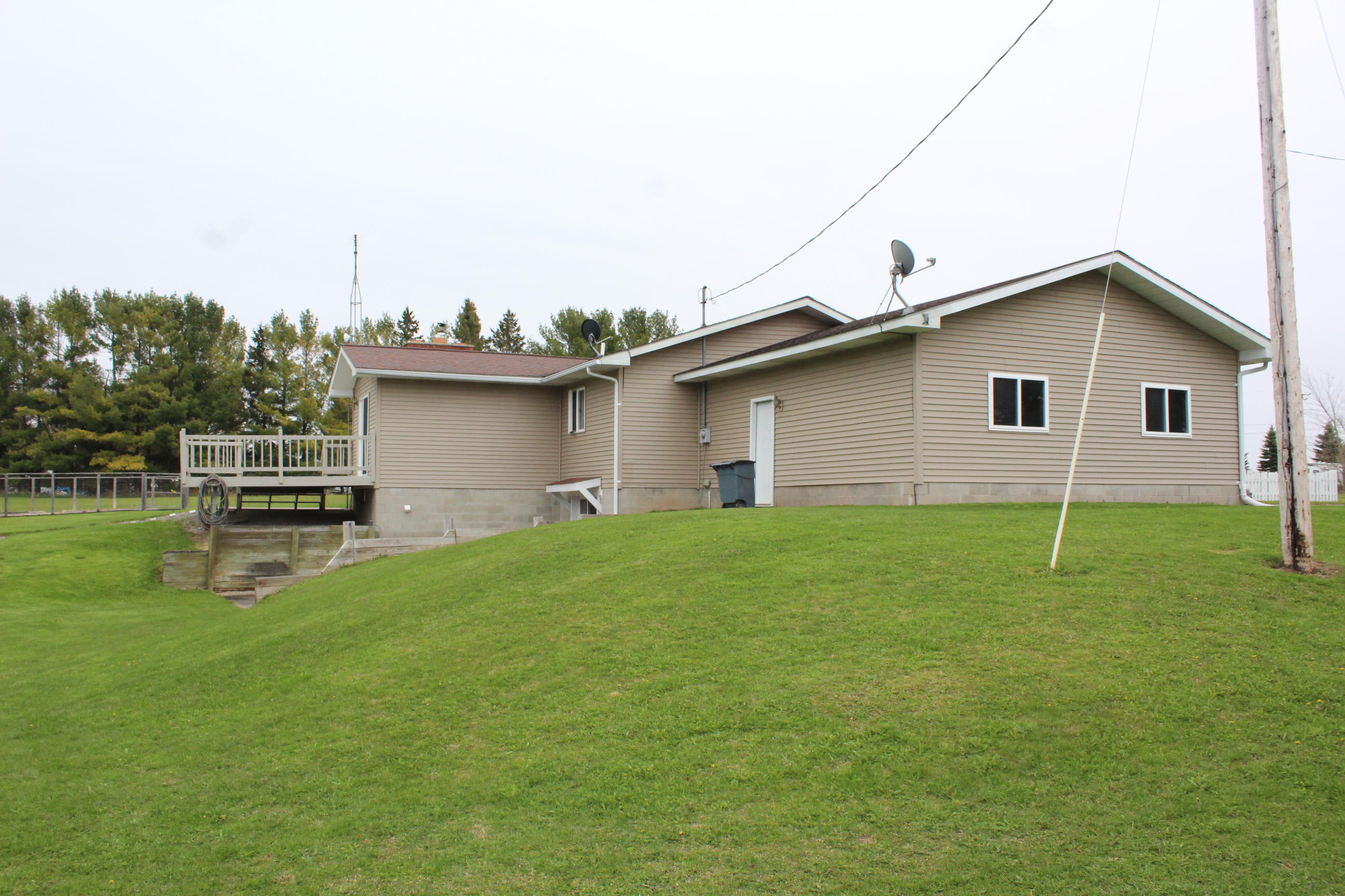 23770 Coombs Road Hillman, MI 49746 - Photo 4 of 42 Gallery Image 4