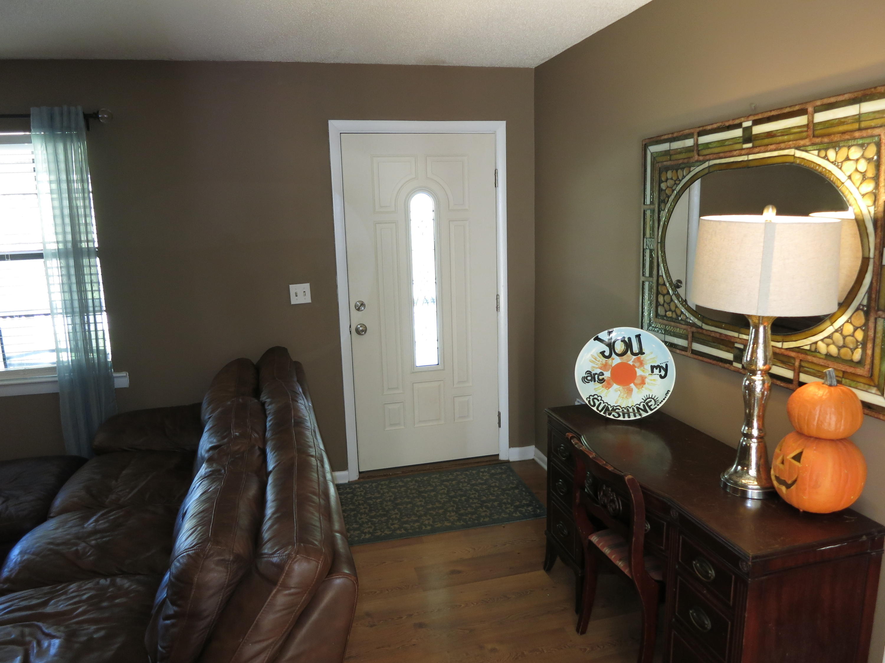 2271 Saunders Road Ringgold, GA 30736 - Photo 4 of 21 Living rm 2
